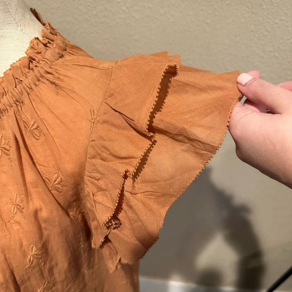 Universal Threads top - Picture 4 of 4